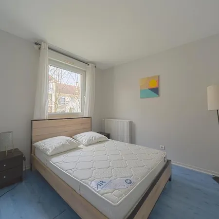 Appartement 2 Chambres - 6 Personnes - Disneyland & Paris - Gare 2 Min Bussy-Saint-Georges Exterior photo
