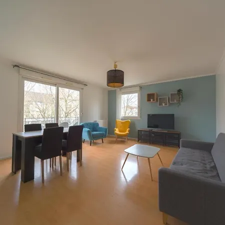 Appartement 2 Chambres - 6 Personnes - Disneyland & Paris - Gare 2 Min Bussy-Saint-Georges Exterior photo