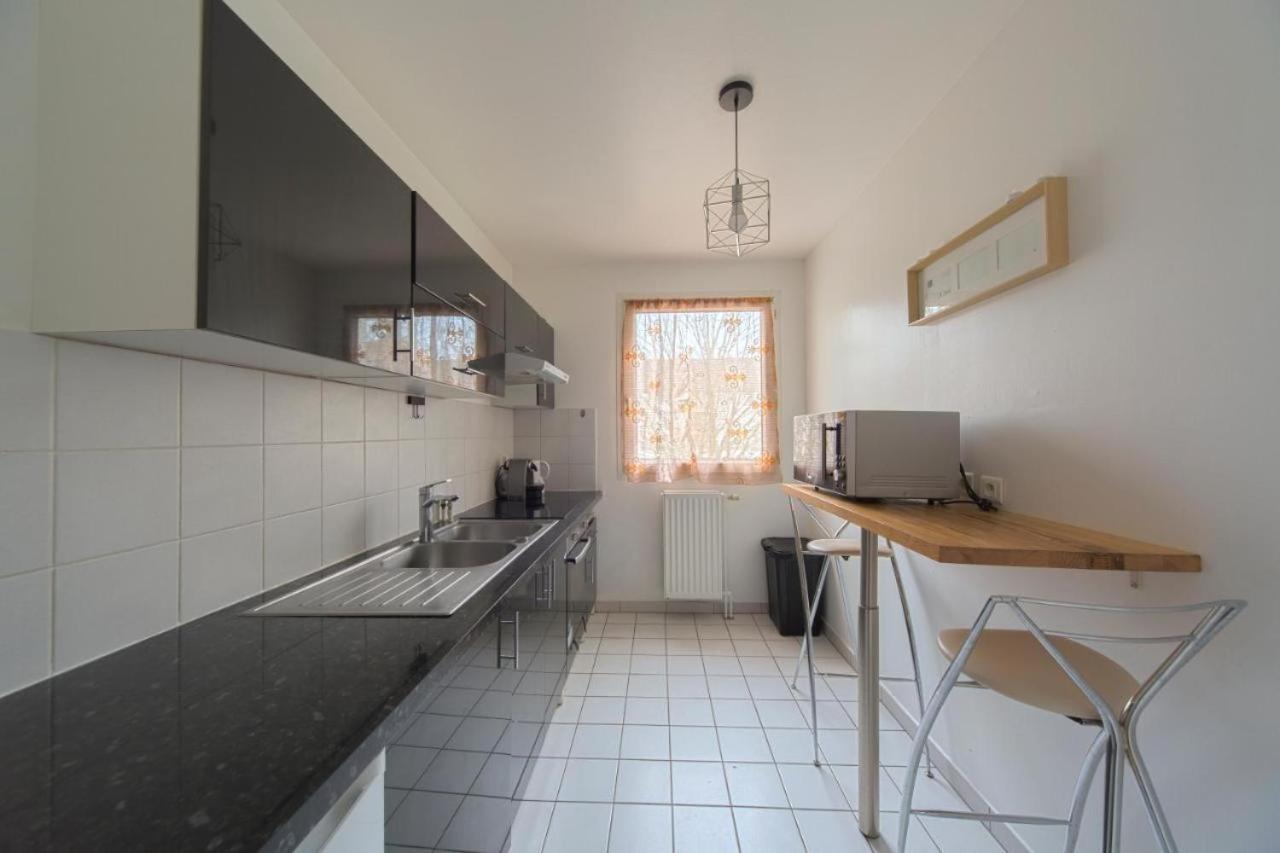 2 - 6 Personnes - Disneyland & Paris - Gare 2 Min Appartement